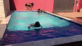 novinhos e novinha banhando na piscina da casa da pjtx alerquina pjt x renan martins pantaneiro
