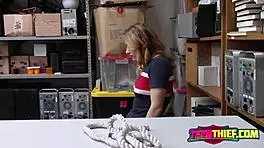 Wow, hot thief banging a security guard so hard!