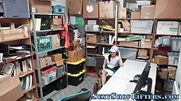 Real shoplifter gets caught and rides rod.