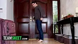 Teamskeet, I’m lovin’ these hot women checkin’ off dicks they ride!