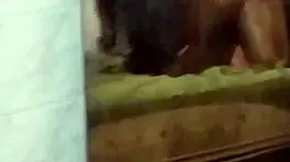 纹身诺维尼亚喷水大屁股动作