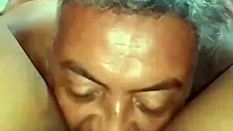 纹身诺维尼亚喷水大屁股动作