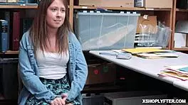 petite teen saide hartz shows her body for the lp officer