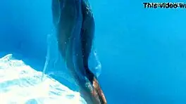 ivi rein dives deep in the pool with natural ability