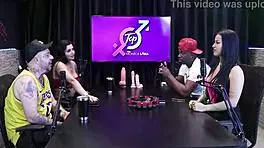 A Mulher Defecou o Pau Dele