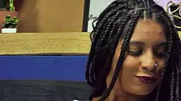 禁忌聊天可爱黑发妹Ariella Ferraz😏