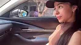 Pequeña Joven Colombiana Follada Por Conductor Mamada Profunda Rompiendo Coño Estrecho Me Pide Crema