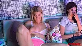 隐藏摄像头抓到lulacum69火辣表演，必须看狂野动作