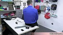 Beautiful Ebony Sarah Gives Freebie Blowjob