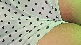 后妈和工人狗爬式变得火热