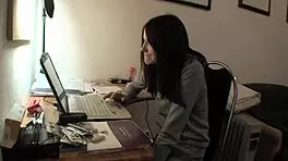 This Guy Was Not Against a Wild Neighbor Contest