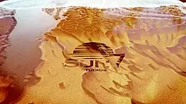 Ginger Smith teases Lary Lacerda in rough muff diving and orgasmic sex