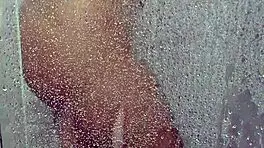 Surprise in the bathroom with a mature woman with a big ass squirting pussy.