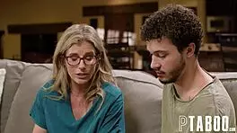 Petite amateur gets hardcore blowjob pov with big ass!