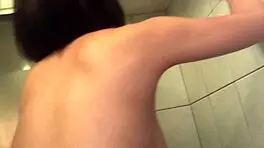 日本18+大奶少女口交 😍