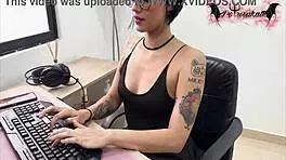 colombian teen brunette masturbates deliciously in office