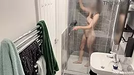 Caught Muslim Arab Girl In Hijab Masturbating In Shower