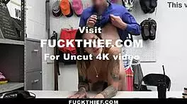 Mall Officer Catches Teen 18+ With Stolen Goods