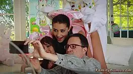 Teen Helps Friend Cum, Stepuncle Fucks Bunny!