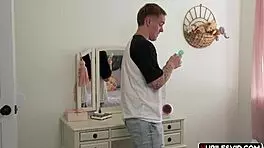 Scarlett Hampton's Passionate Family Pies Journey