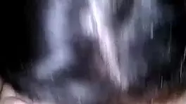 vecina espera a que mi mujer se vaya para venir a visitarla.