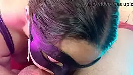 Madrastra caliente se deja llenar de semen de su hijastro en delicioso pov