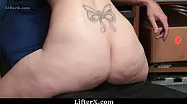 Teen Pays Officer with Pussy for Stolen Jewelry