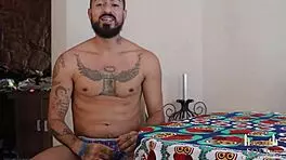 Wife steals blanket and redeems with blowjob for luc�o and lunna vaz