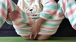 Teen in pajama small tits hard masturbate pussy and squirting orgasm