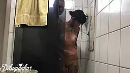 Sempre A Me Discuss�o Se Transamos Ou Tomamos Banho