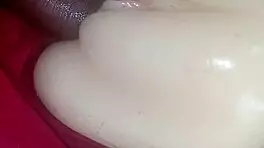 Comendo uma bucetinha deliciosa
