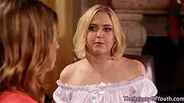 Lesbian Teens Pussylicking Threeway