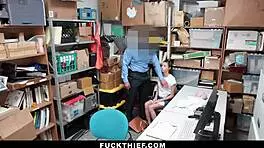 Letting that officer fuck my pussy for free garage stuff