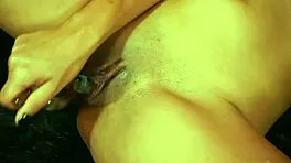 In Colombia, young Evelin masturbates to music on webcam