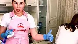 Sugarnadya waxes her legs for a client with a gorgeous and sexy ass. She trims her pussy on webcam for the russian teen audience.