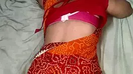 Hey, check how Queen Sonali got drilled by her servant!