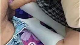 morrita de bachillerato es sorprendida fajando en la escuela por su profesor y se aprovecha no te pongo reporte si vienes a mi casa despu�s de la escuela �tu dices ya sabes que uno m�s y te expulsan casero real