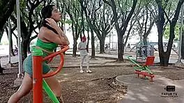 Wow! I seduce my neighbor in the park, pay for a wild creampie finish!