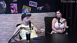 Tem gente que tem relacionamento aberto e dar muito mais certo e diz gostar de bolas e o tamanho preferido do pau - dieni gaúcha 😏