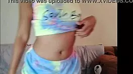 小泰国女孩在家自慰探索禁忌肛门