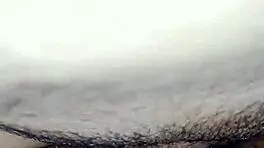 chupandole el coño bien rico a mi mujer