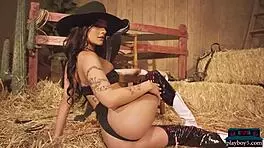 ryan reid, your big ass looks flawless as you strip for playboy