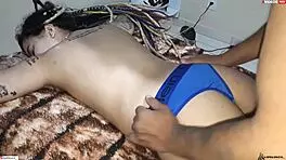 minha mae saiu e meti na minha irma