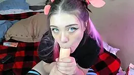 i feel so wet while deep sucking you on webcam with toys