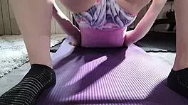 Wow! Cam Captures Teen 18+ Working Out, Showing Fat Pussy And Juicy Ass In Tight Leggings