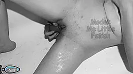 she squirted hard in the bath, my first time
