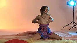 Hot Nubile Model with Hazel Eyes Naked