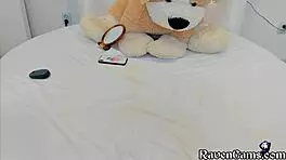 Perfect smooth round Latina ass fingered until orgasm in homemade video