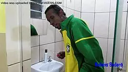 i messed up, ariella ferraz bangs in brazilian backroom group.