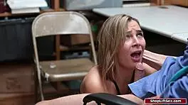 Thief fucks officer to avoid trouble 😈